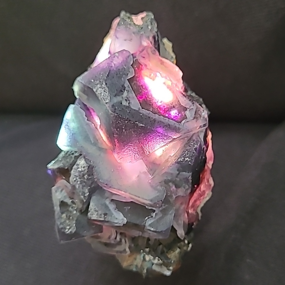 Black Ghost Eye Cubic Fluorite - Picture 2 of 5